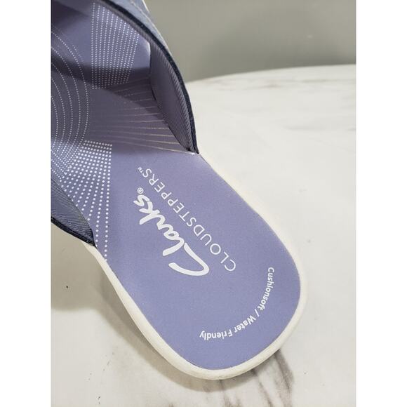 NEW CLARKS Girls Youth Brinkley Aria Blue Sandal Flip Flop CLOUDSTEPPERS Size 12 - Picture 4 of 8